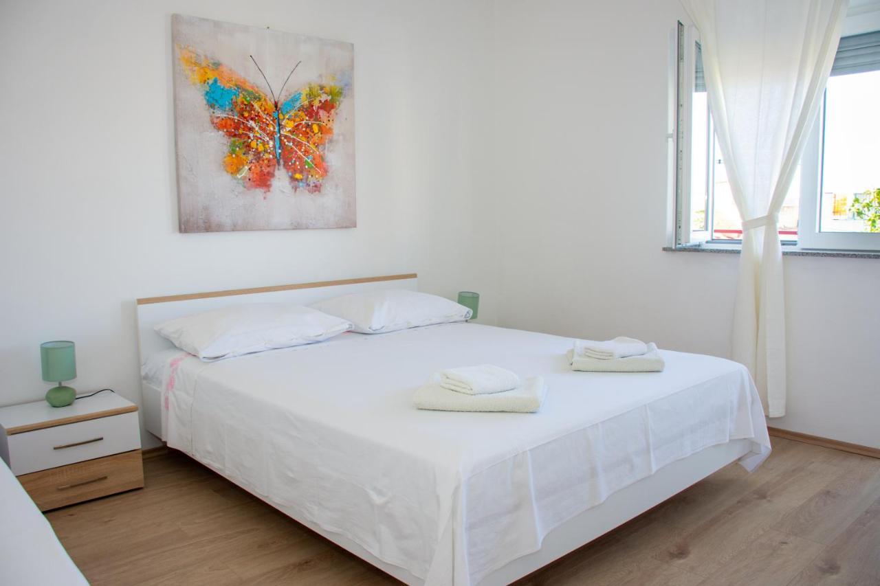 Apartament Tomic Novi Vinodolski Zewnętrze zdjęcie
